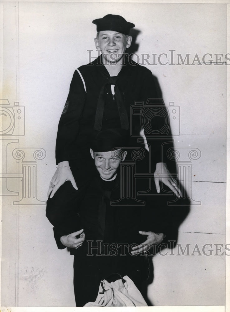 Load image into Gallery viewer, 1944 Press Photo California Father &amp; Son in U.S. Navy, Ludwig &amp; Raymond Jersild
