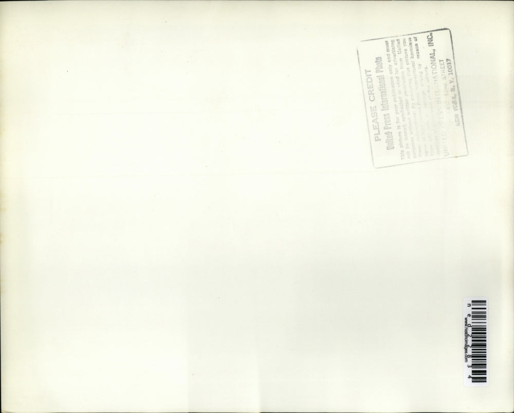 1970 Press Photo Teenage Girl Speaks with Legislators About Her Life as Heroine