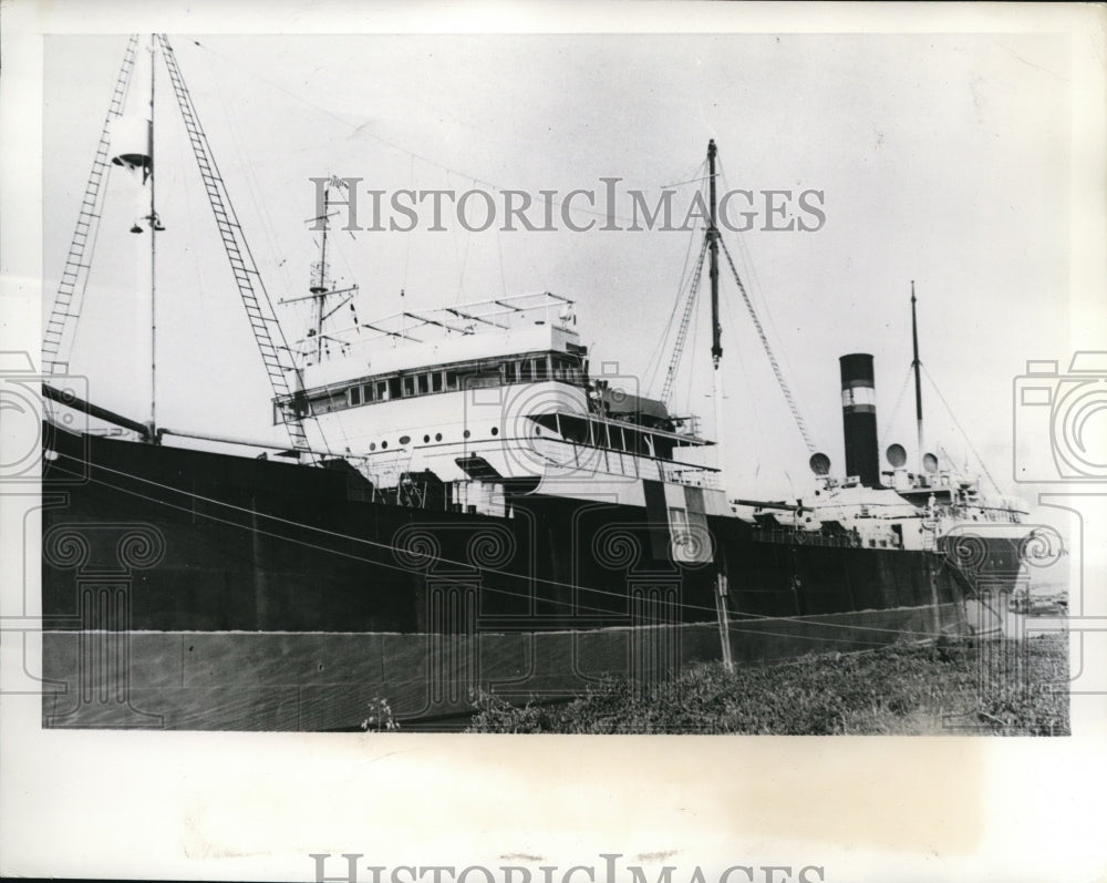 1941 Press Photo San Juan Puerto Rico Italian freighter Colorado will be removed