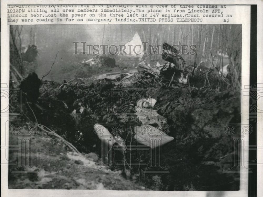 1957 Press Photo A Stratojet crashed from Lincoln AFB in Neb