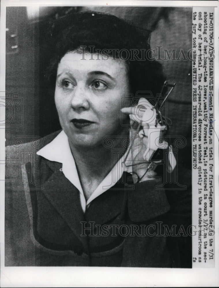 Load image into Gallery viewer, 1959 Press Photo Indianapolis Ind Connie Nicholas 1st degree murder trial
