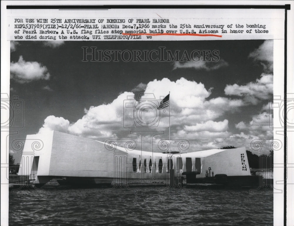 1966 Press Photo Peral Harbor Hawaii USS Arizon Memorial to WW II victims