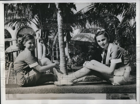 1935 Press Photo Elizabeth Rachel Gibbs James Garoen New York Miami Beach Club