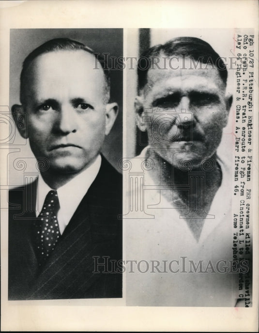 1948 Press Photo Multiple Killed in Train Wreck, Pittsburgh, Pennsylvania.