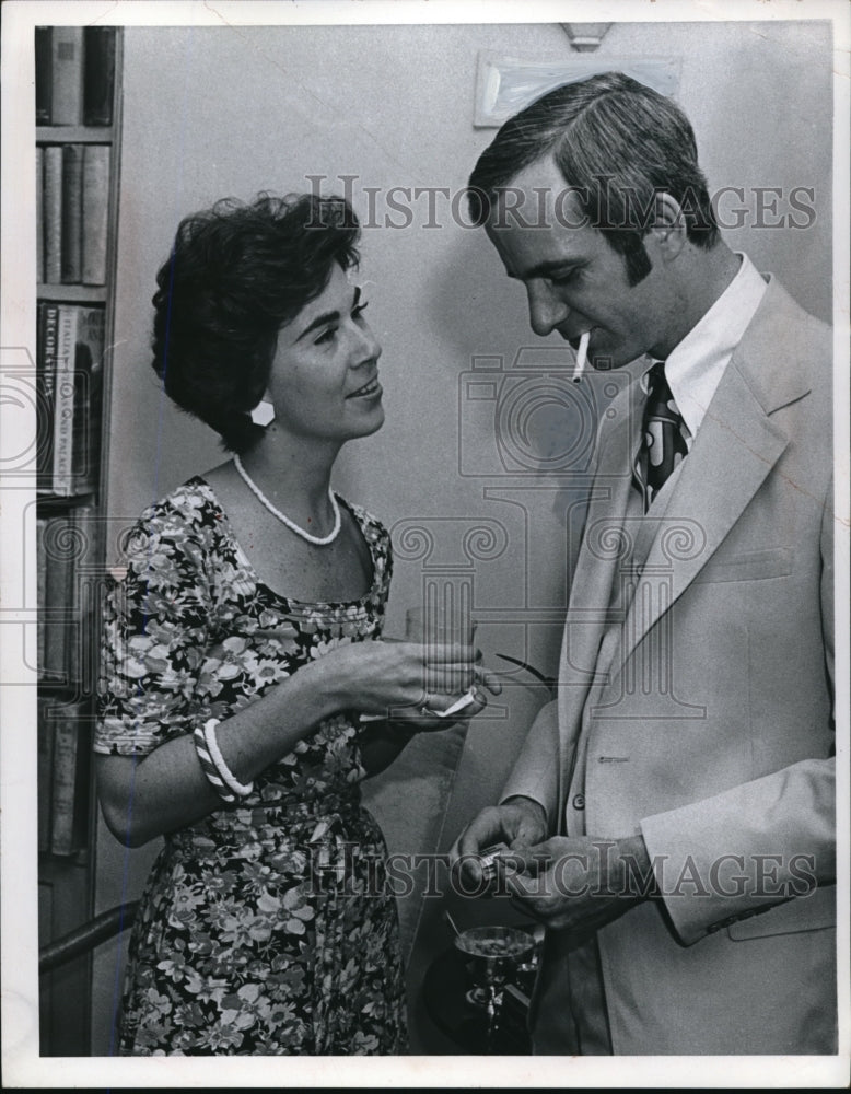 19775 Press Photo Mrs Mebbz Swerz & Jack Brown her date