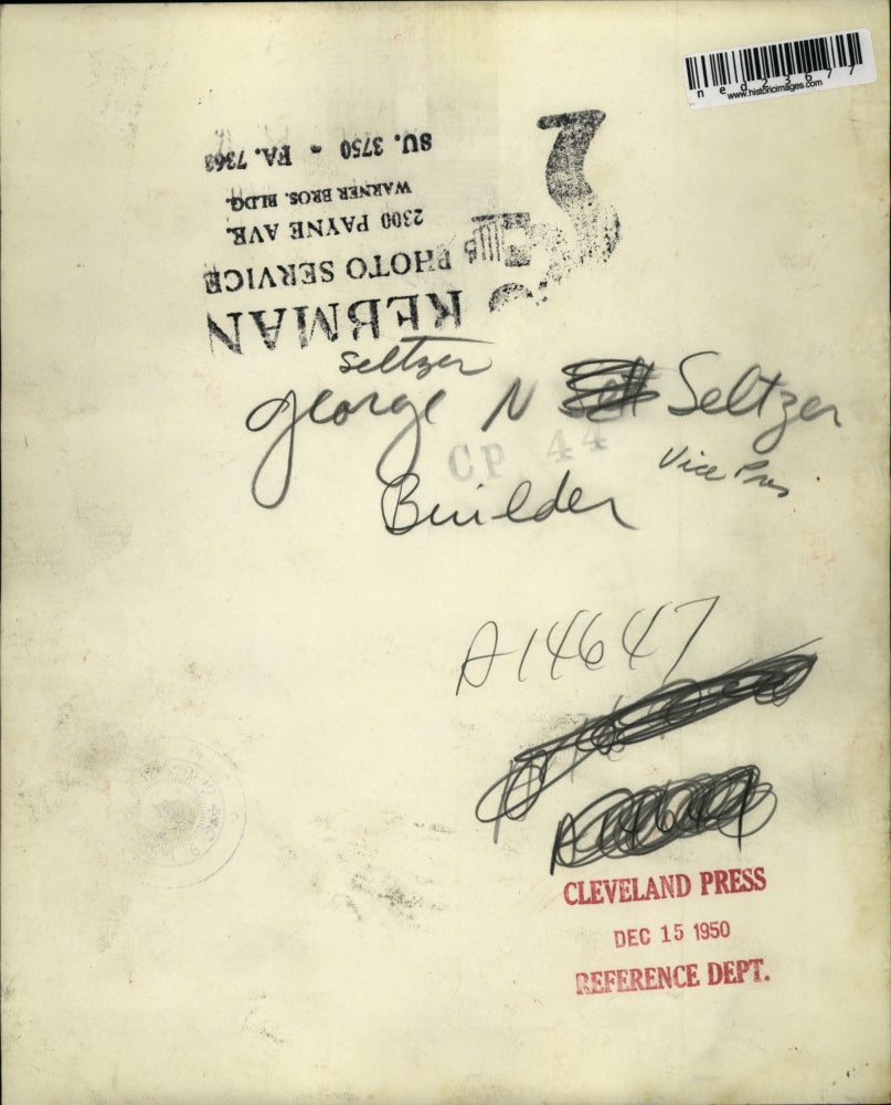 1950 Press Photo George N Seltzer VP of Builder company