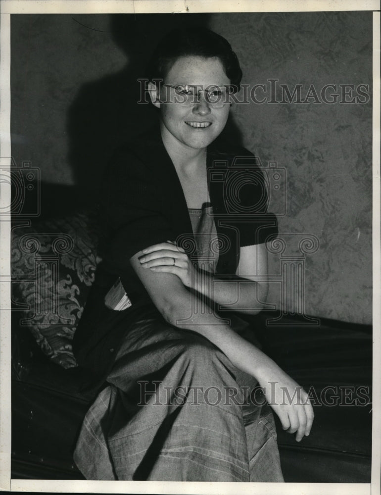 1935 Press Photo Marguerite Fontaine indicted as aide of bandit W. E. Porter