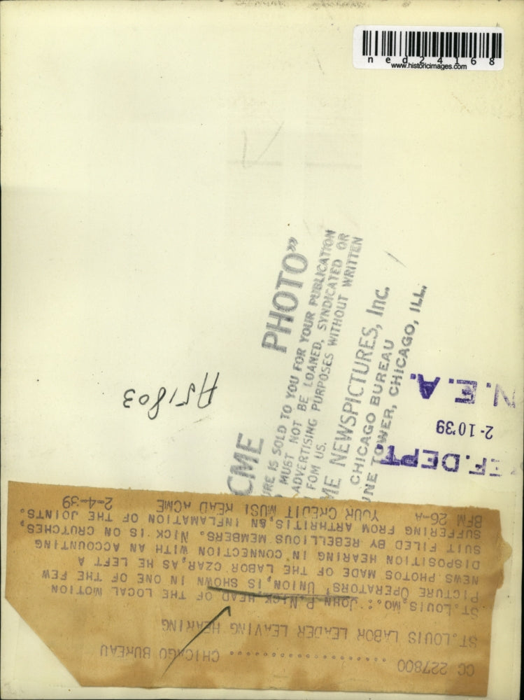 1939 Press Photo John P. Nick, St. Louse Labor Leader leaving hearing