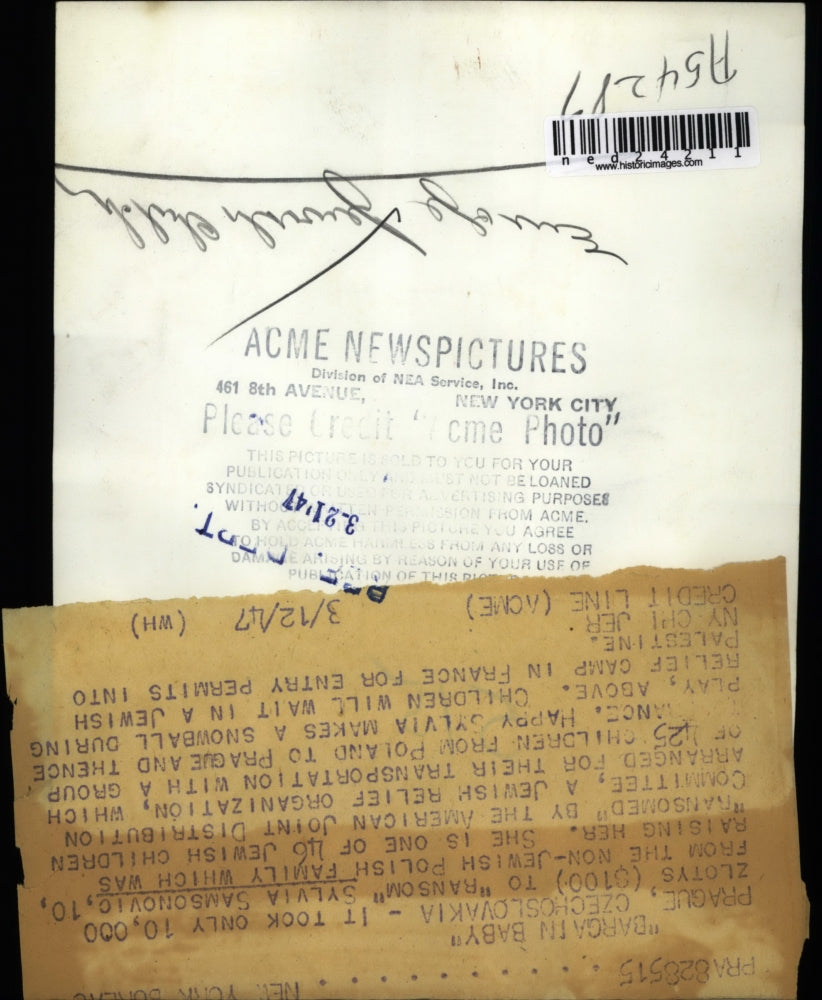 1947 Press Photo Sylvia Samsonovic playing in the snow