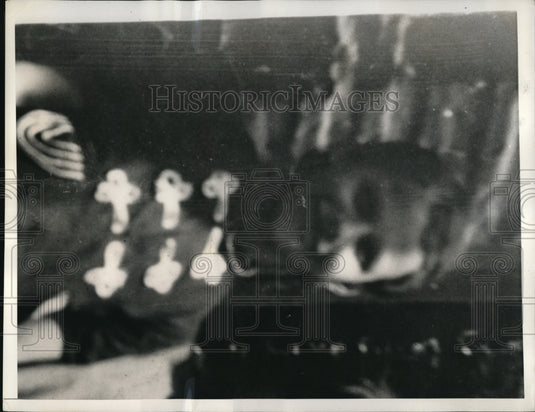 1937 Press Photo Police search for Julia Pembroke missing from home