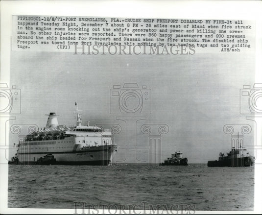 Press Photo Port Everglades Fla Cruise ship Freeport diabled by fire killing