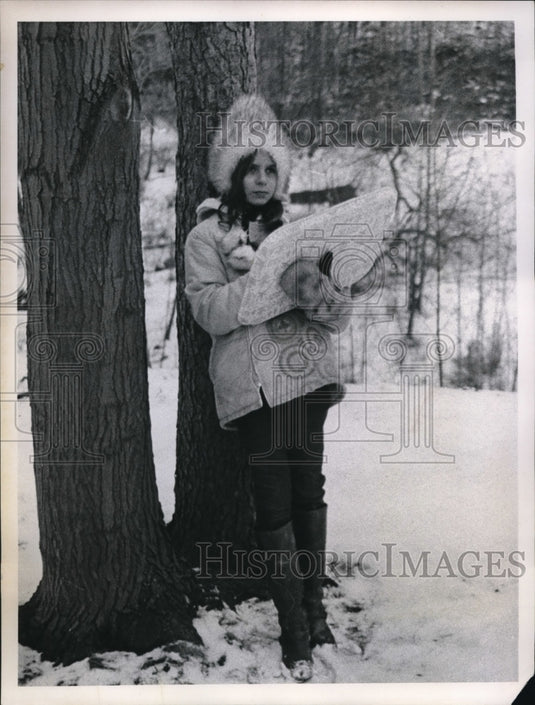 Press Photo Holley Himmel