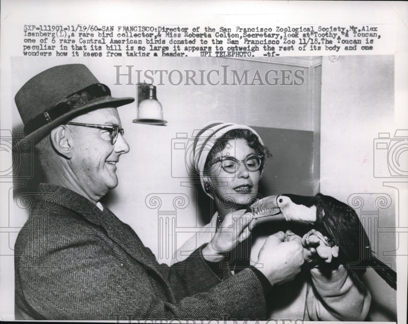 Load image into Gallery viewer, 1960 Press Photo Director of the san Francisco Zoological Society,
