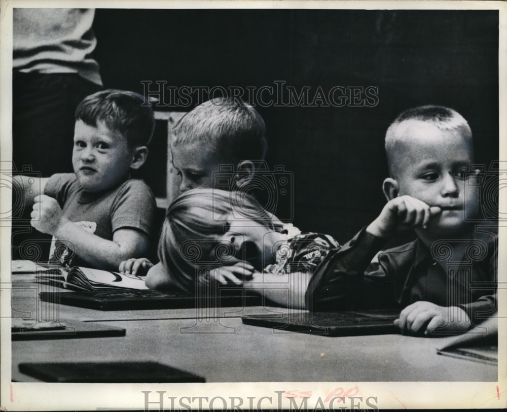 1970 Press Photo Four Faces Of Education On The First Day Of Kindergarten