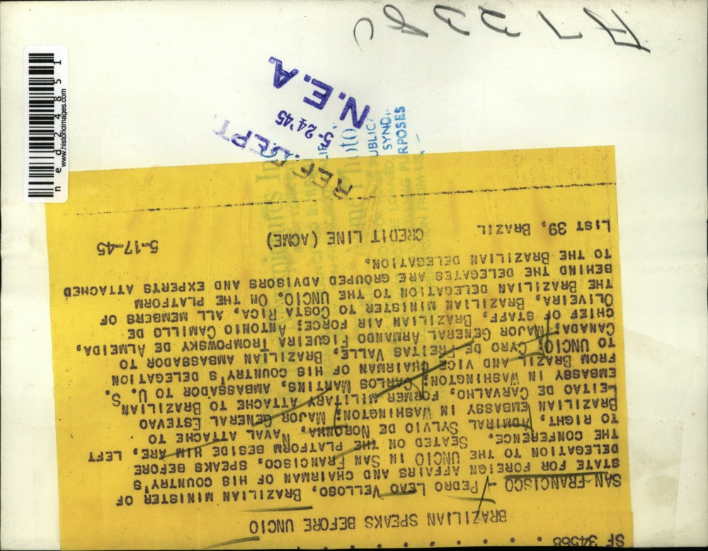 1945 Press Photo Pedro Leao Velloso Speaks Before Unio in San Francisco, Calif.