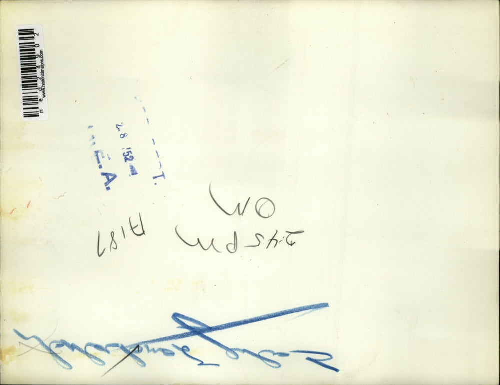 1952 Press Photo Workmen Clear Mud Out of House After Mudslide in Watsonville,