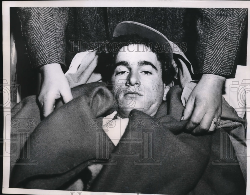 1946 Press Photo Clement Bergeron, Quebec Airways plane crash survivor