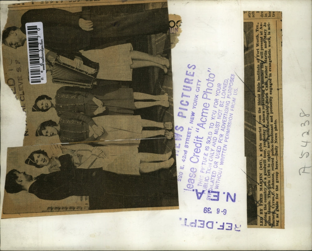 1939 Press Photo Led by Fred Martin a Girls Quartet form the Shield Bible Inst
