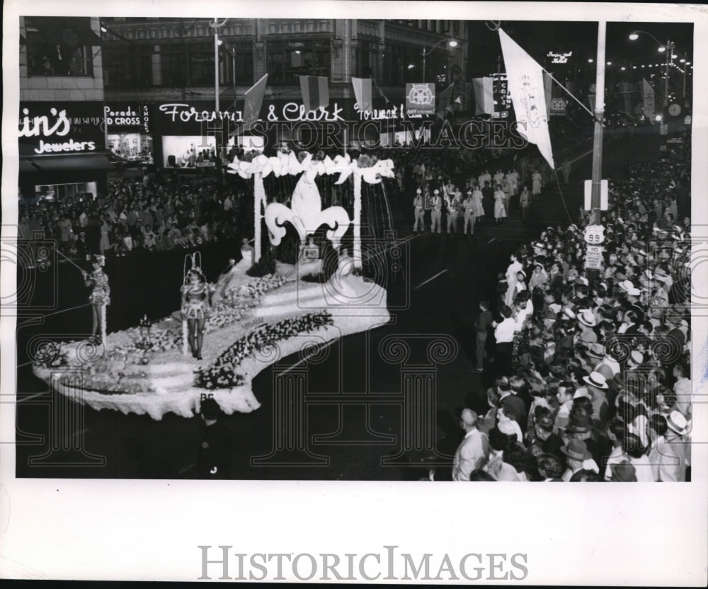 1955 Press Photo "Pride Of The Seas" Is Seattle's Seven Big Parades