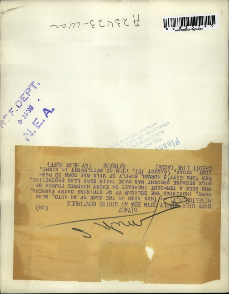 1929 Press Photo Hewelton, New York During City Milk Strike.