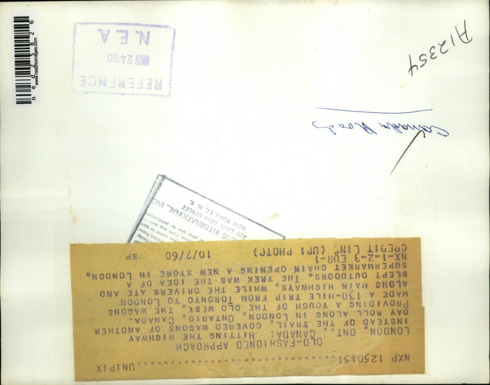 1960 Press Photo London Ontario Canada Covered wagons make 130 mile trip from