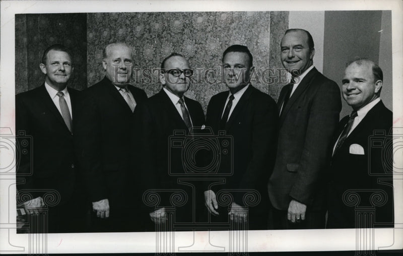 Load image into Gallery viewer, 1969 Press Photo Bernie Gerecke, John B Leonard, Frank C Baumholtz,Marshall C
