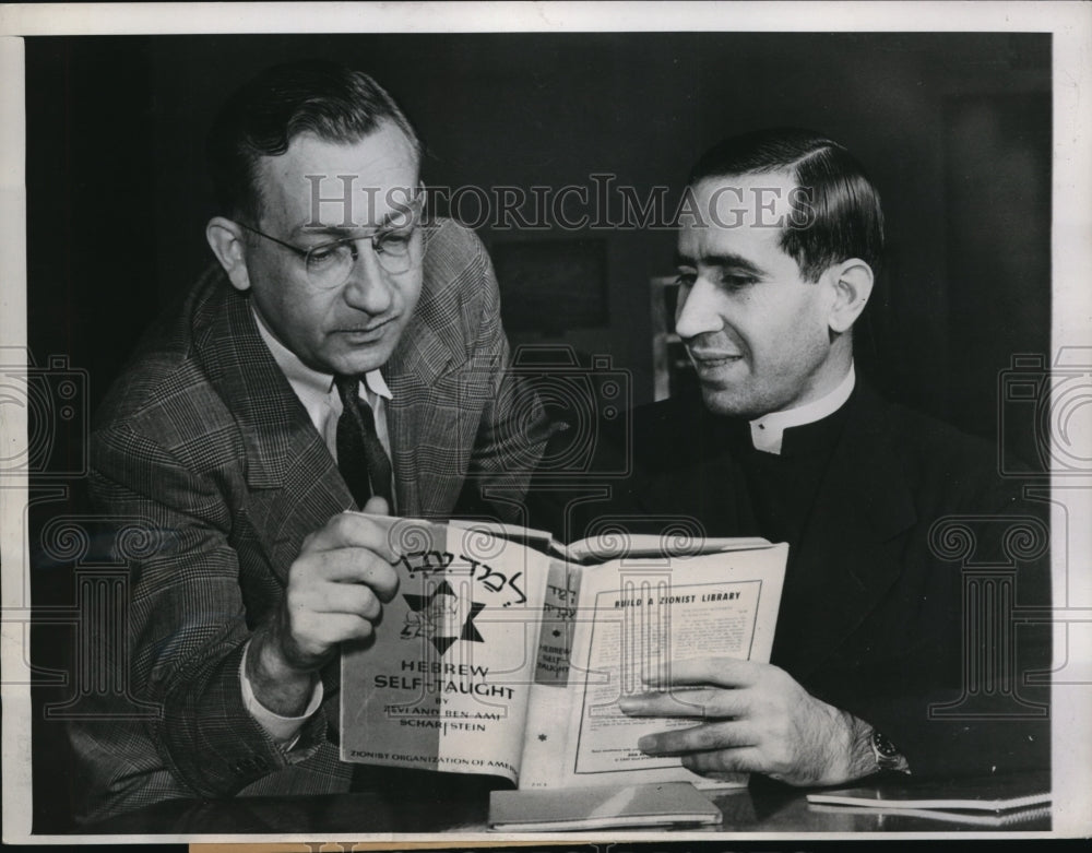 1947 Press Photo Detroit Michigan Thomas N Ridwald Hebrew Irving I. Katz Teacher