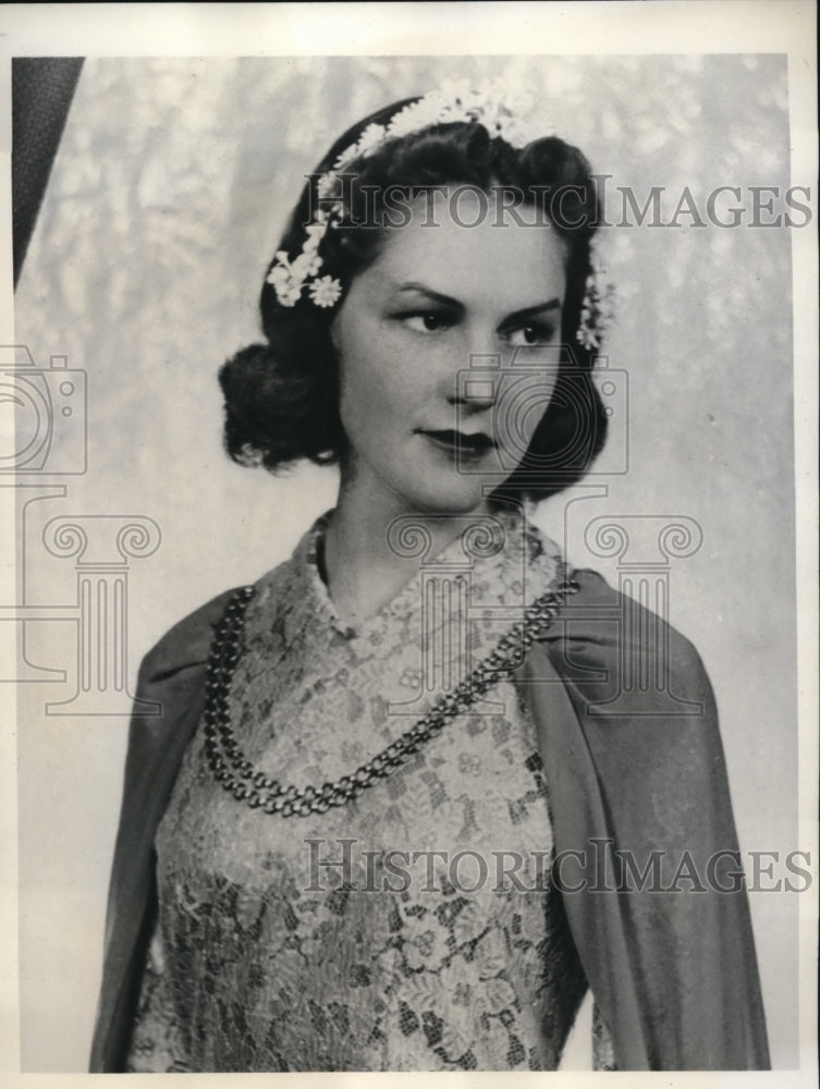 1940 Press Photo Miss Norma Beatty chosen queen of the May at Mount Holyoke