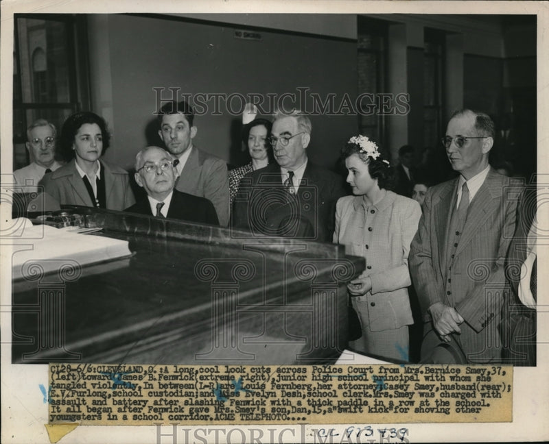 Load image into Gallery viewer, 1951 Press Photo In Police Court Mrs Bernice Smey James Fenwick Louis Farnburg
