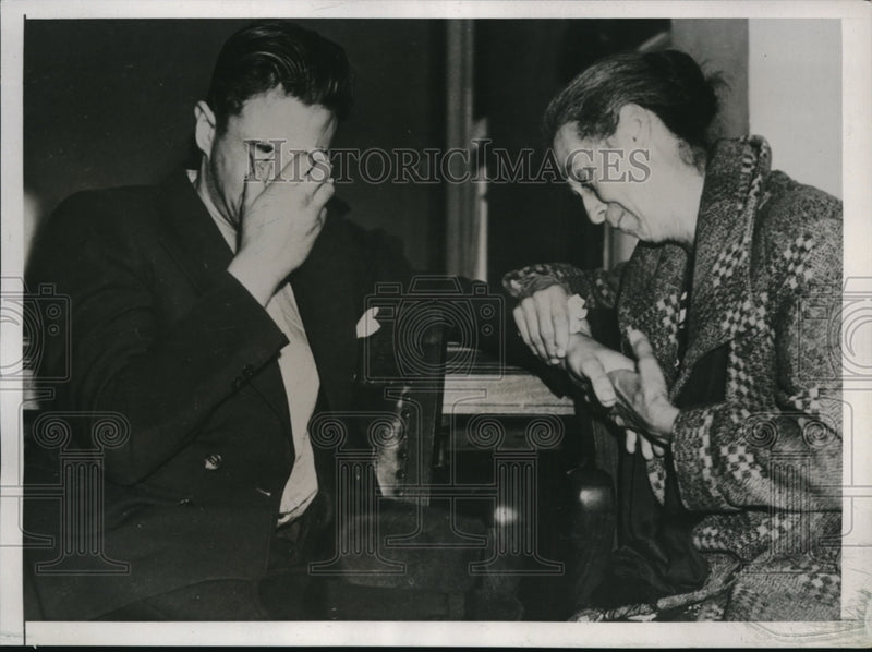 Load image into Gallery viewer, 1937 Press Photo Taylor Black Son Killed Los Angeles California Flora James
