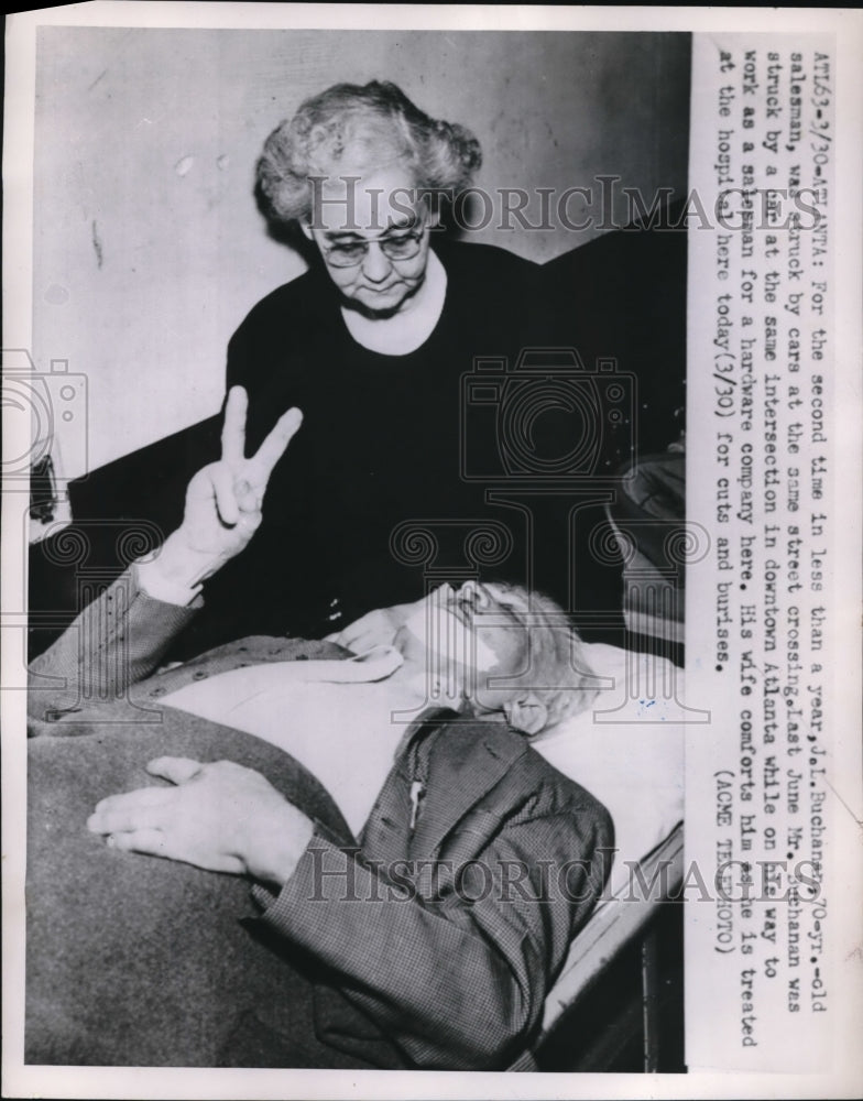 Load image into Gallery viewer, 1951 Press Photo J.L. Buchanan Was Struck By Cars At The Same Street Crossing
