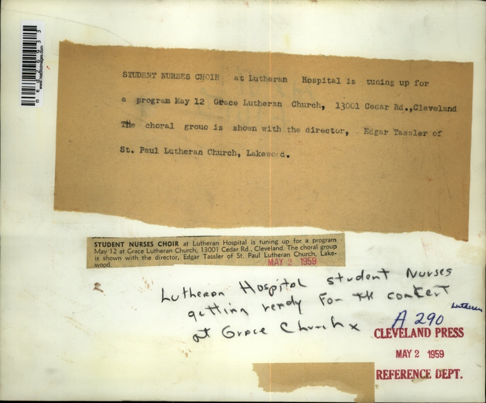 1959 Press Photo Lutheran Hospital student nurses getting ready for concert