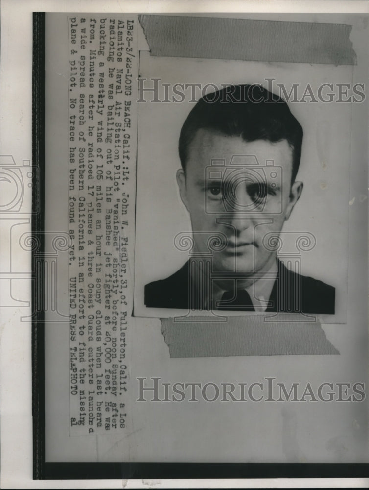 1954 Press Photo John Fiedler And Plane Lost And Yet To Be Found