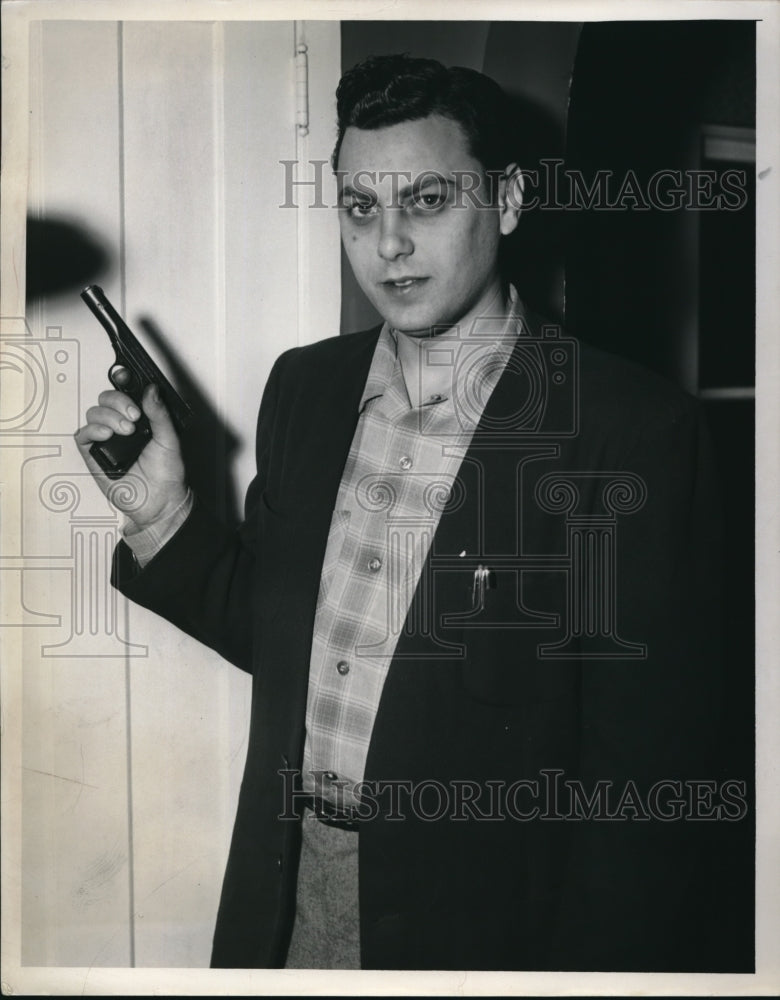 1954 Press Photo David Feldstein poses.