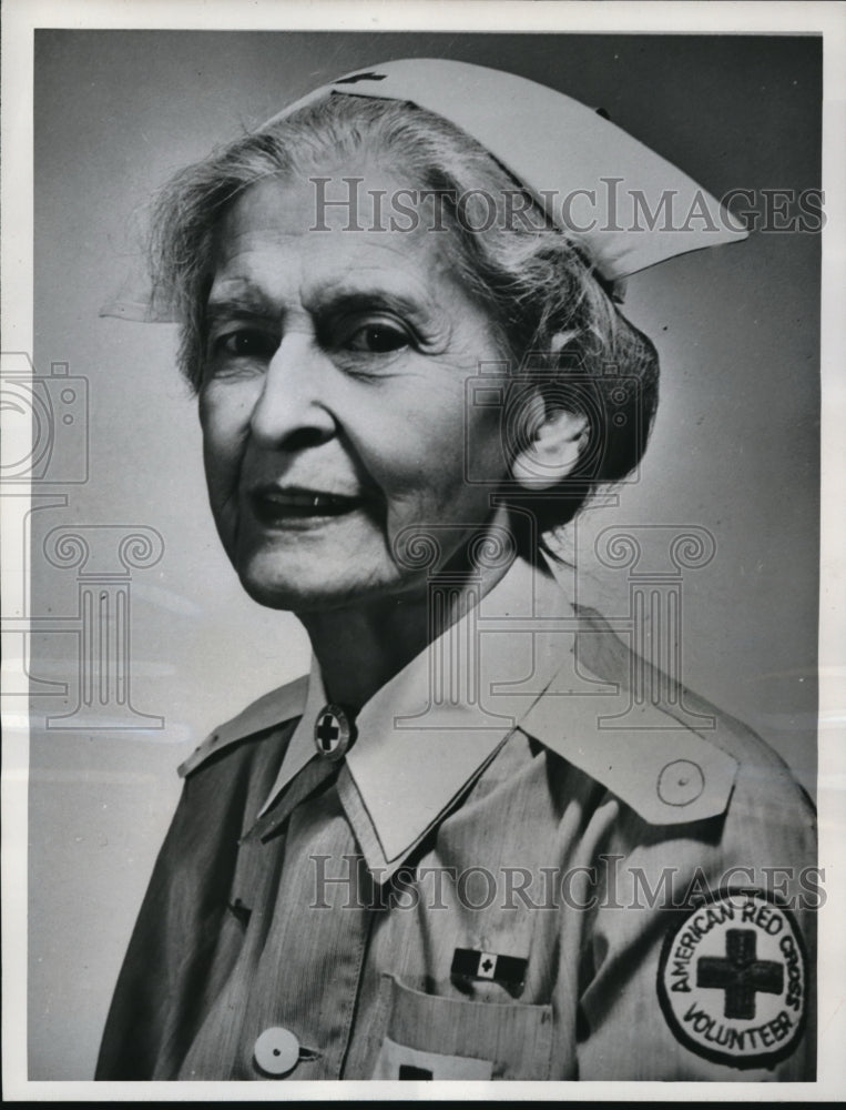 1960 Press Photo Mrs. Frederick Woodrough volunteer Gray Lady