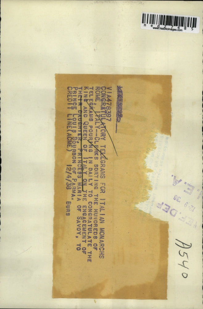 1938 Press Photo Rome Italy clerks sort through hundreds of telegrams