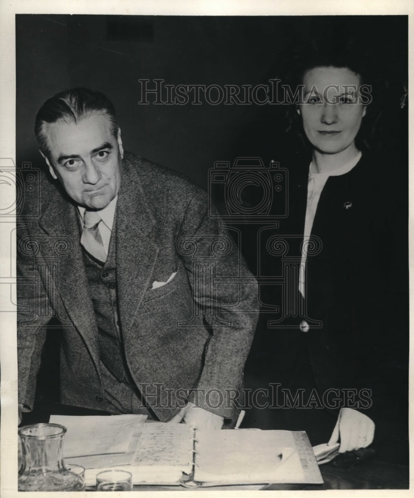 1947 Press Photo Gladys Broadhurst and attorney, William H. Langroise During