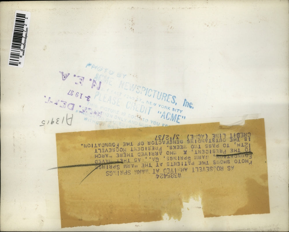 1937 Press Photo The Arm Springs Foundation Waves To President Roosevelt