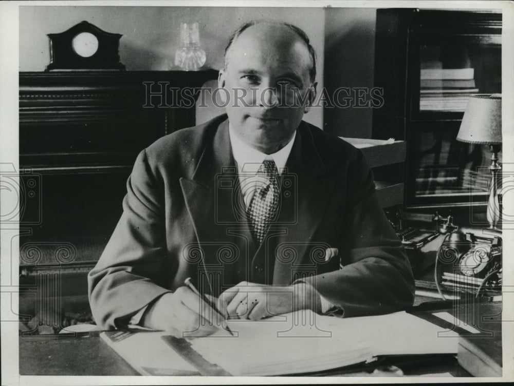 1933 Press Photo Sydney Foster New English Milk Chief- Historic Images