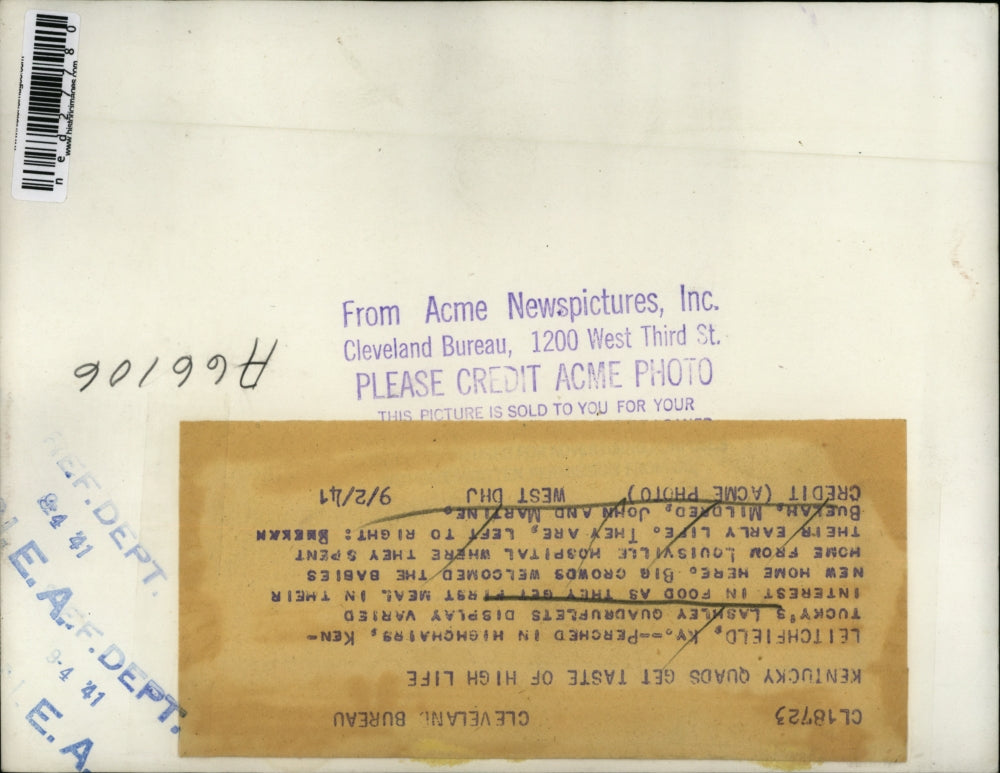 1941 Press Photo Kentucky Quandruplets; Buelah, Mildred, John & Maritine, eating