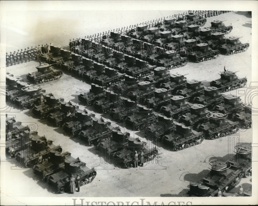 1935 Press Photo Soviet Might on parade in May Day Maneuvers