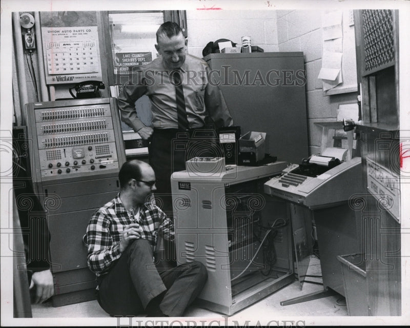 Load image into Gallery viewer, 1970 Press Photo Law Enforcement Automated Data System in Columbus.
