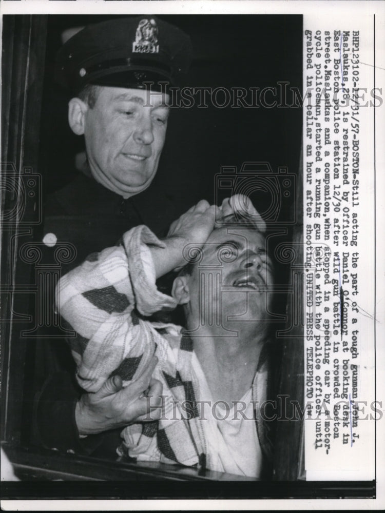 1958 Press Photo Boston Gunman John J. Maslaukas Daniel O'Connor Shootout