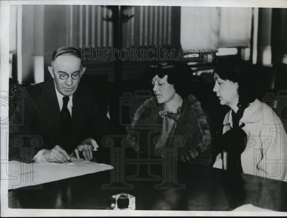 1934 Press Photo Ben J. Laska Handles Case In Federal Court- Historic Images