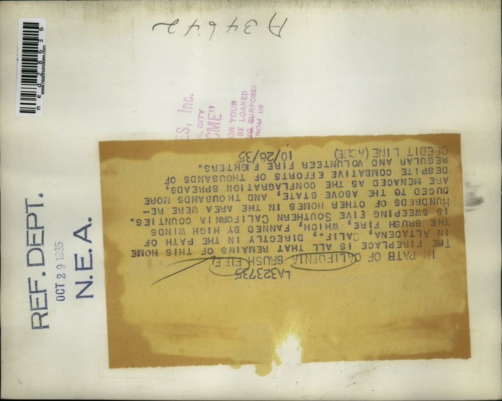 1935 Press Photo Brush Fire Destroys Home In California