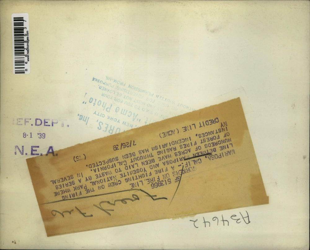 1939 Press Photo Fire Fighters Put Out Fires