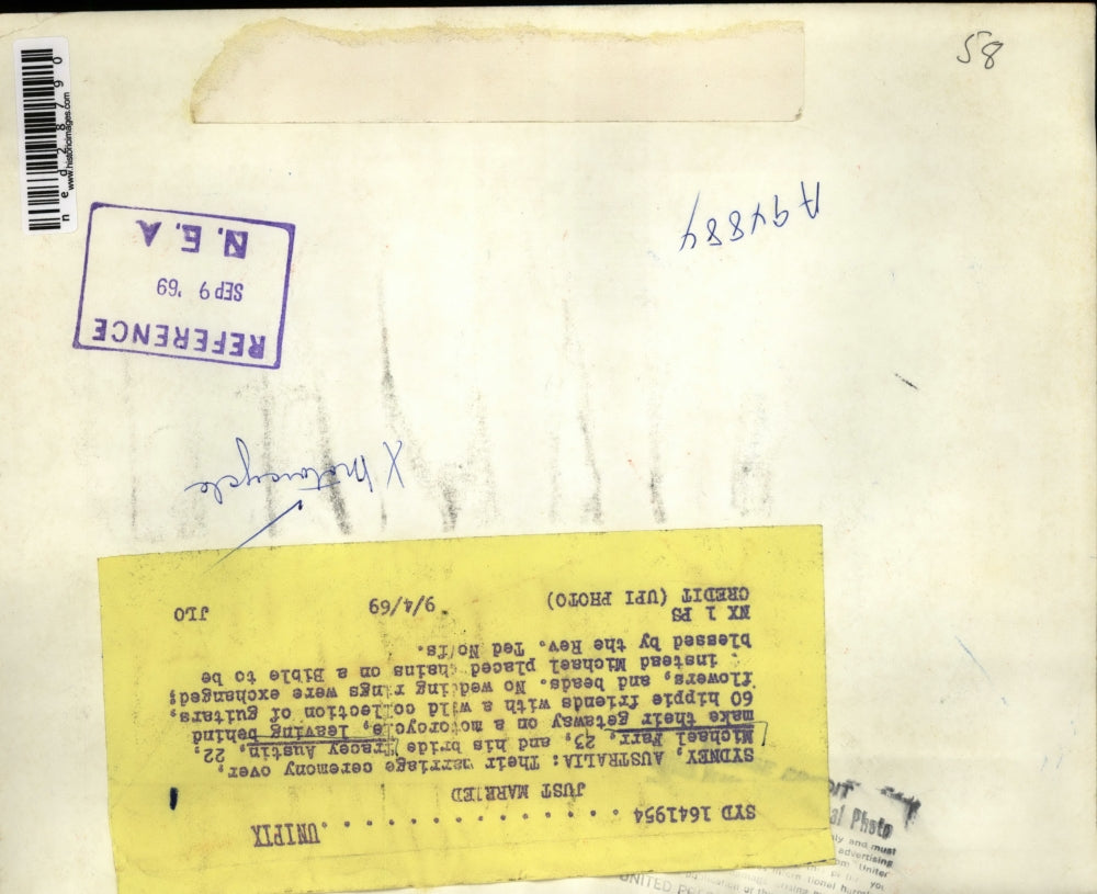 1969 Press Photo Michael Farr & Tracey Austin after marriage ceremony