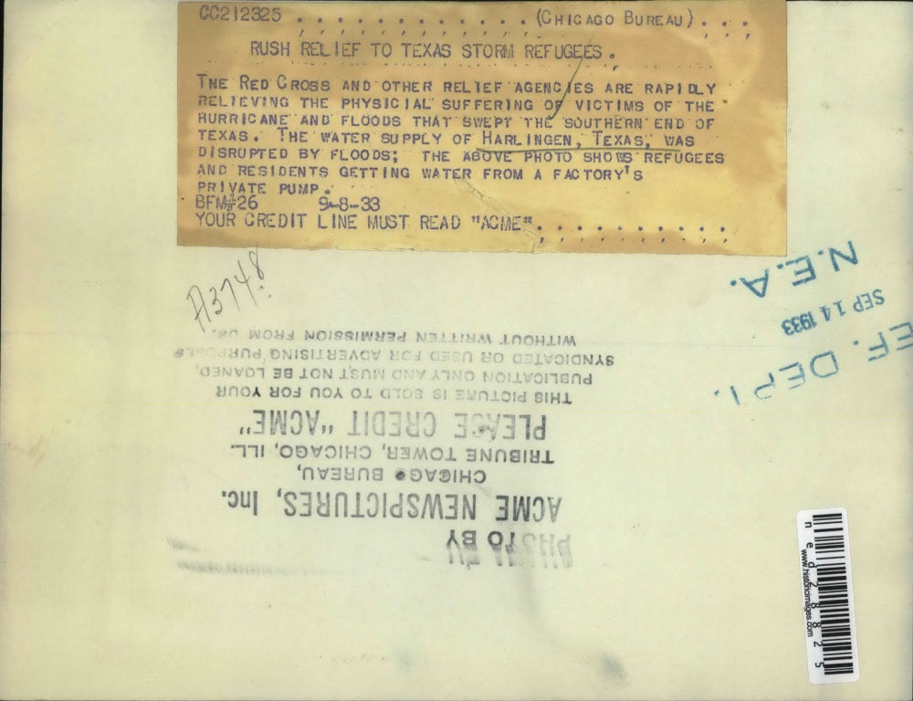 1933 Press Photo Red Cross rush relief to Harlingen, Texas storm refugees