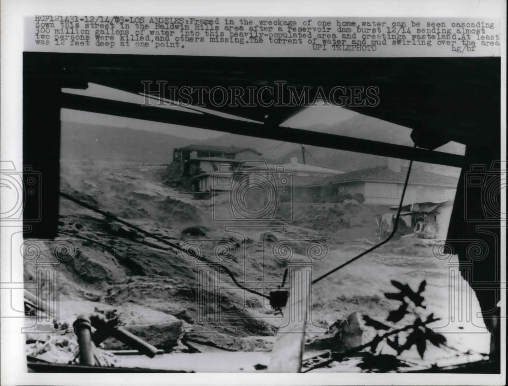 1968 Press Photo Water cascading down the street in Baldwind Hills area
