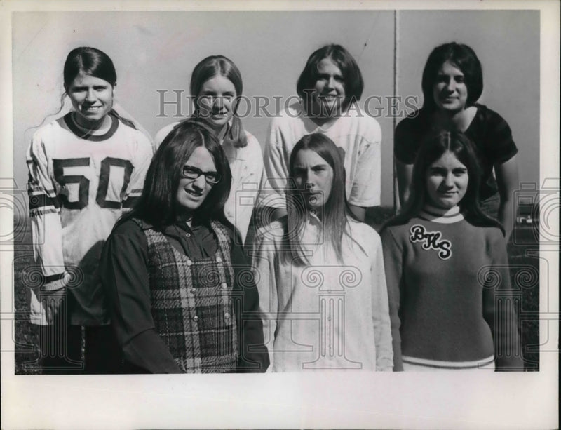 Load image into Gallery viewer, 1970 Press Photo Chris Zacharia's Buckeye Home homecoming queen, Medina
